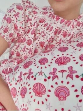 Hill House Home Katherine Nap Dress in the White Mermaid Cherry print medium M